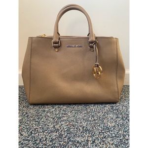 Michael Kors Sutton Large Bag